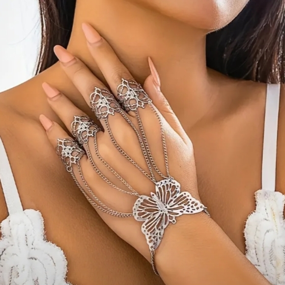 Jewelry - Elegant Silver Butterfly Hand Chain Jewelry